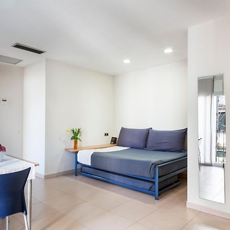 Apartamentos Porta Coeli Castelldefels Dış mekan fotoğraf