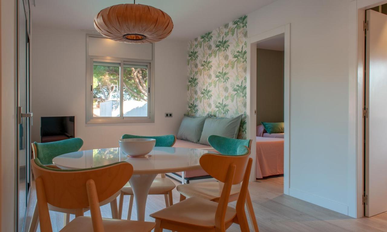 Apartamentos Porta Coeli Castelldefels Dış mekan fotoğraf